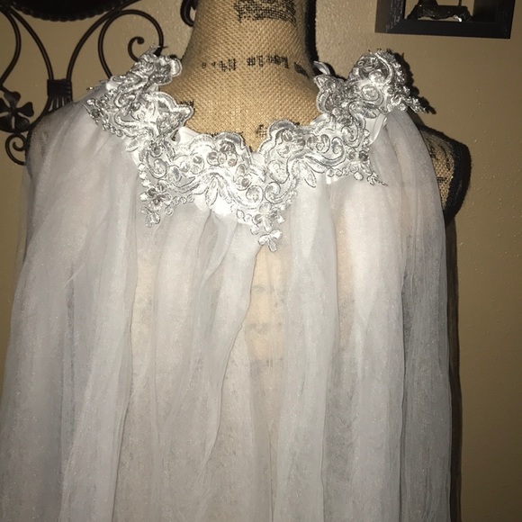 NWT Beautiful tulle & Lace Cape or Open Skirt - Picture 7 of 8